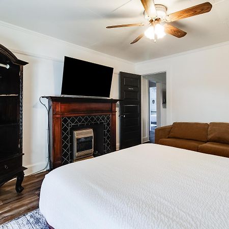 Lafayette At Your Doorstep, Private Rm Esterno foto